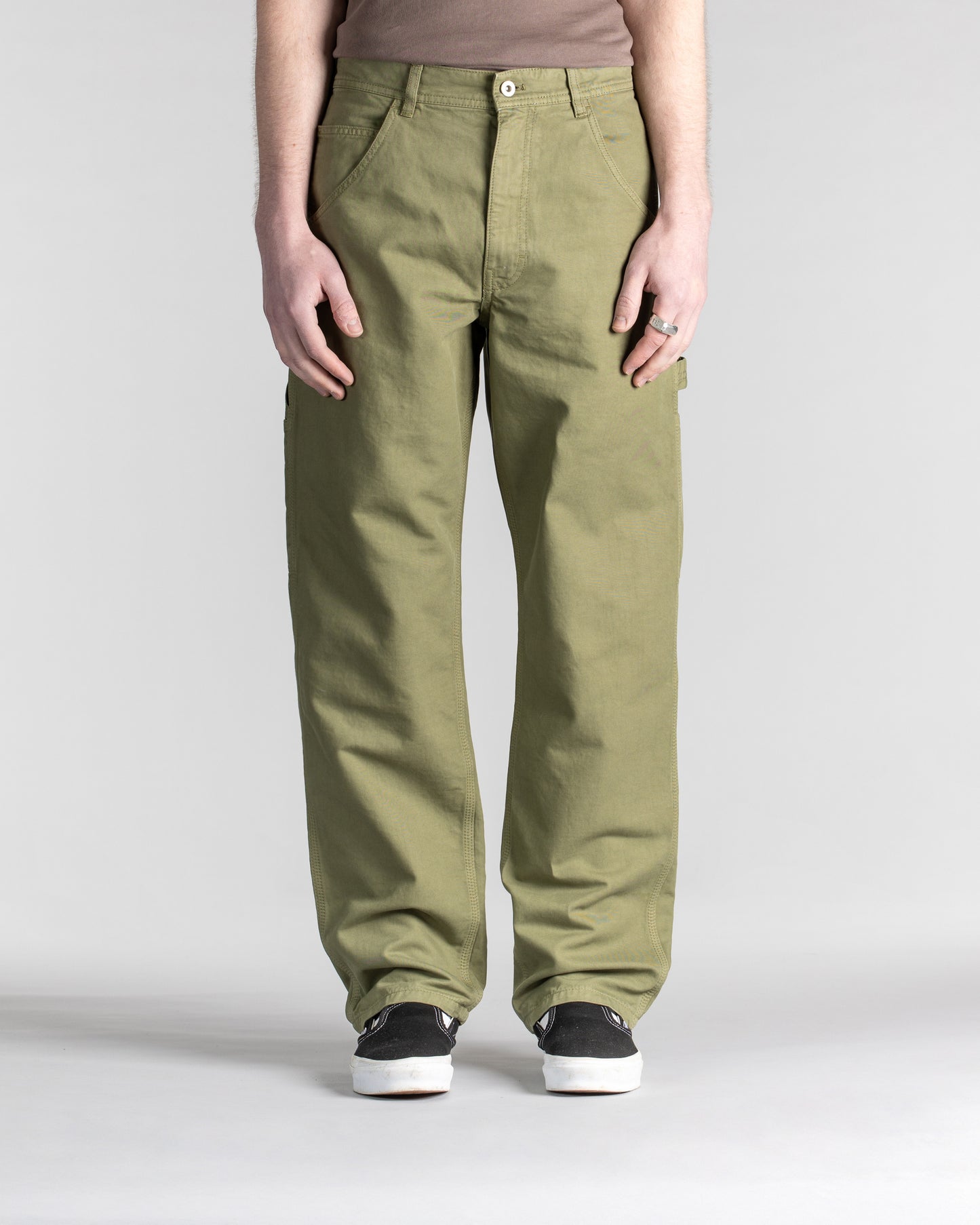 Pantalon de peintre des années 80 (sergé olive)