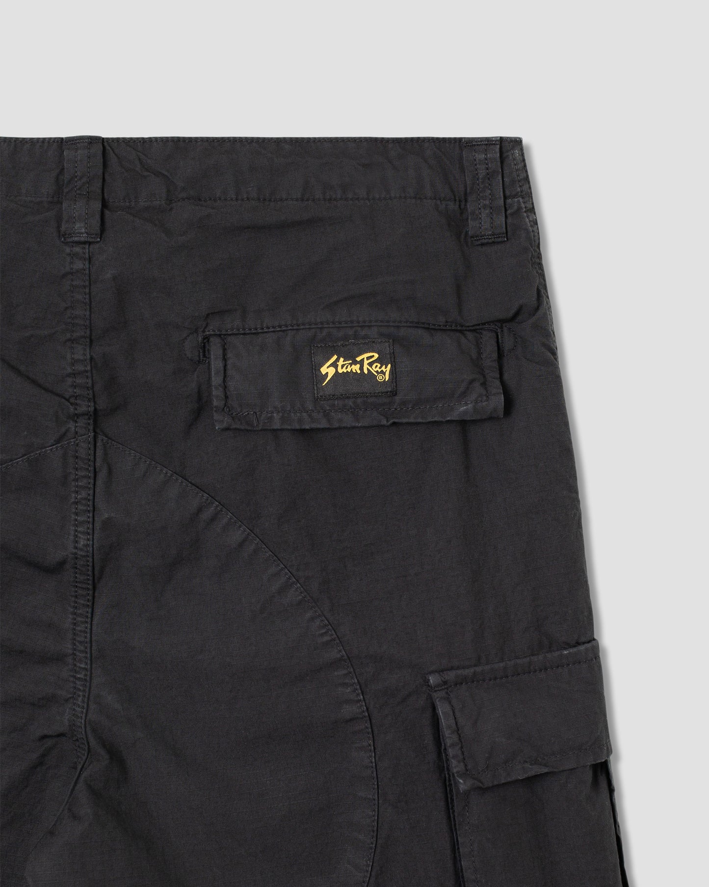 Short cargo (noir Ripstop)