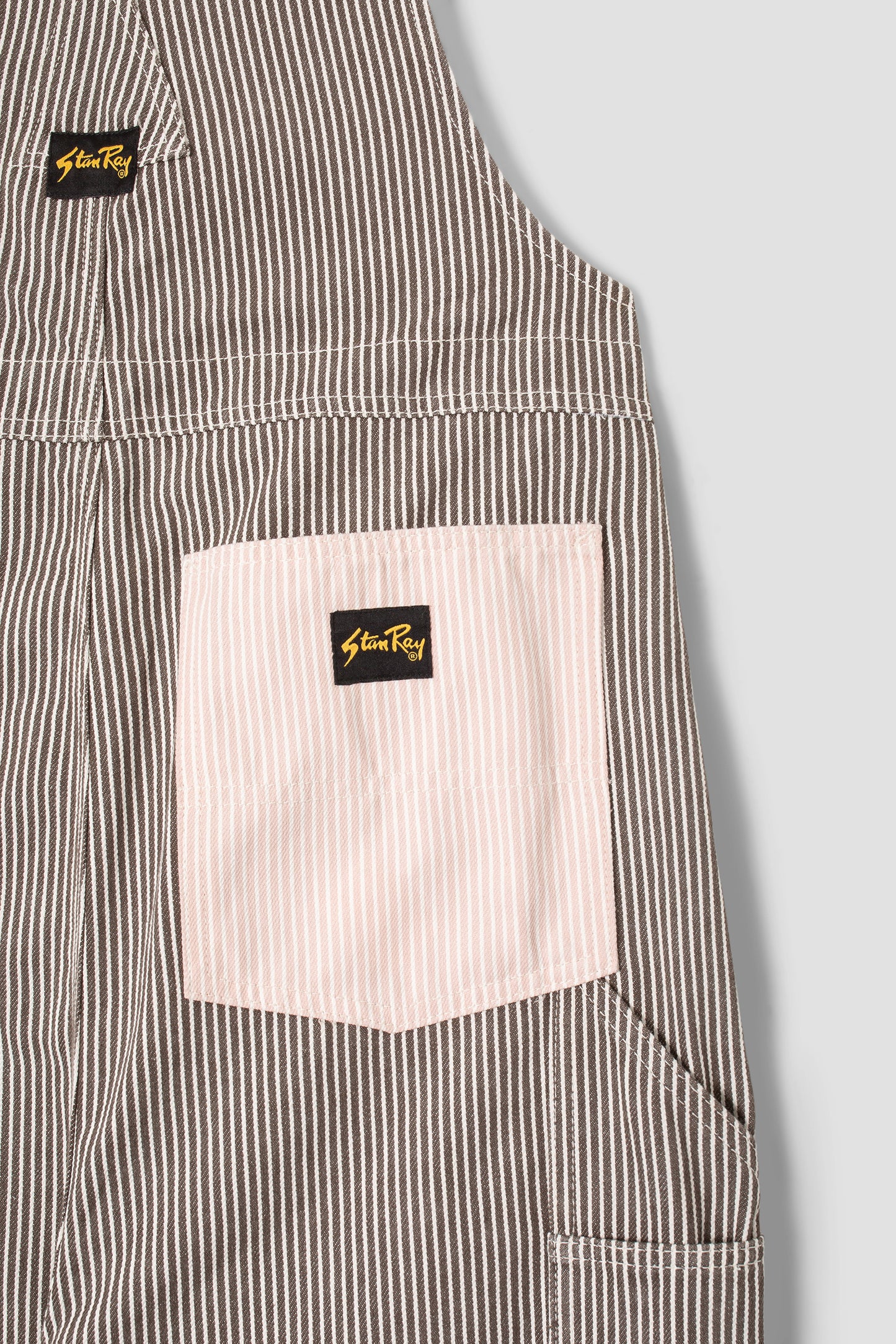 Earls Bib (Hickory Mix)