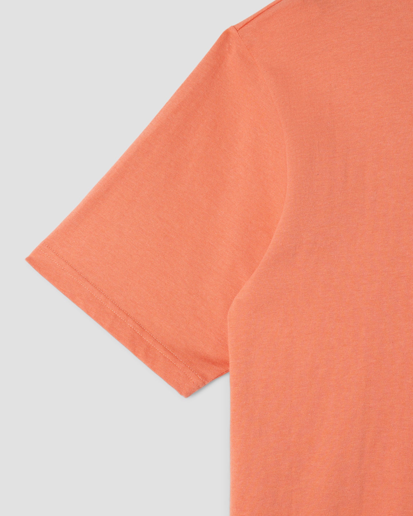 T-Shirt mit aufgesetzter Tasche (verwaschenes Rot meliert)