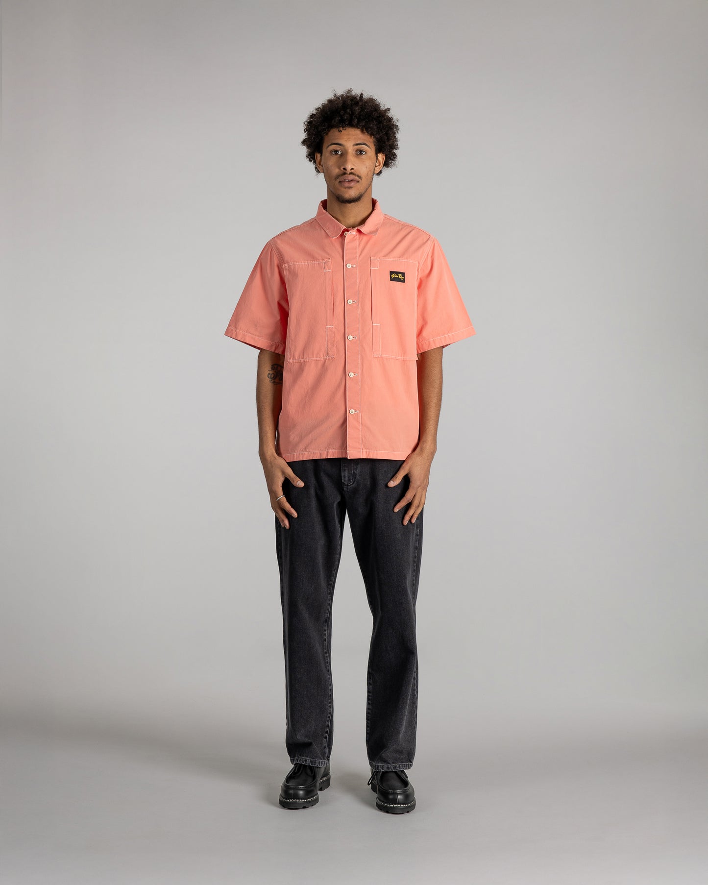 Chemise de peintre à manches courtes (rouge délavé)
