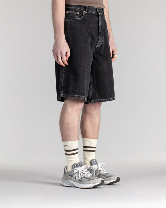 Wide 5 Short (Washed Black)