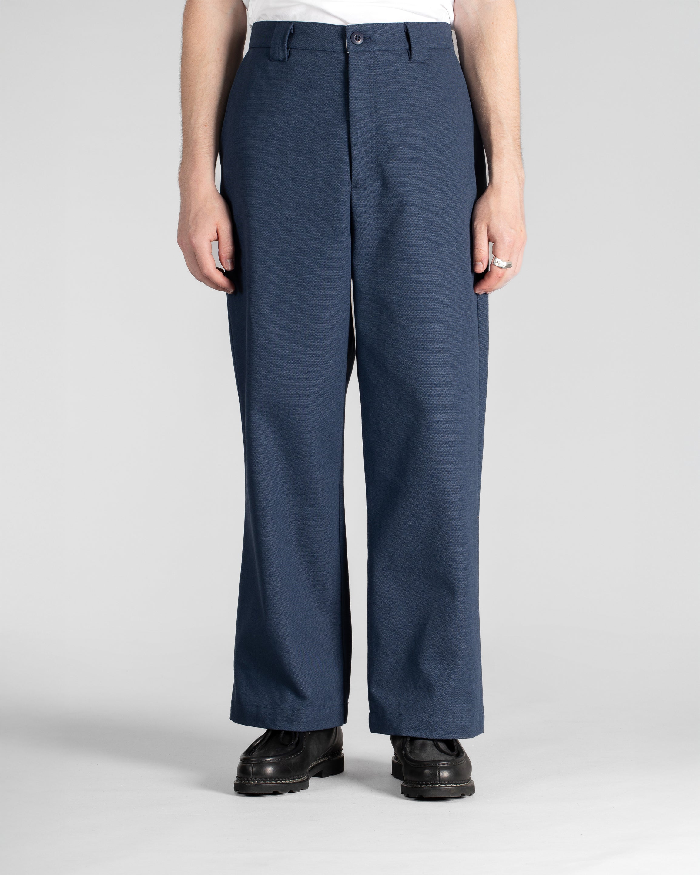 Eine Hose (Marineblaues Canvas)