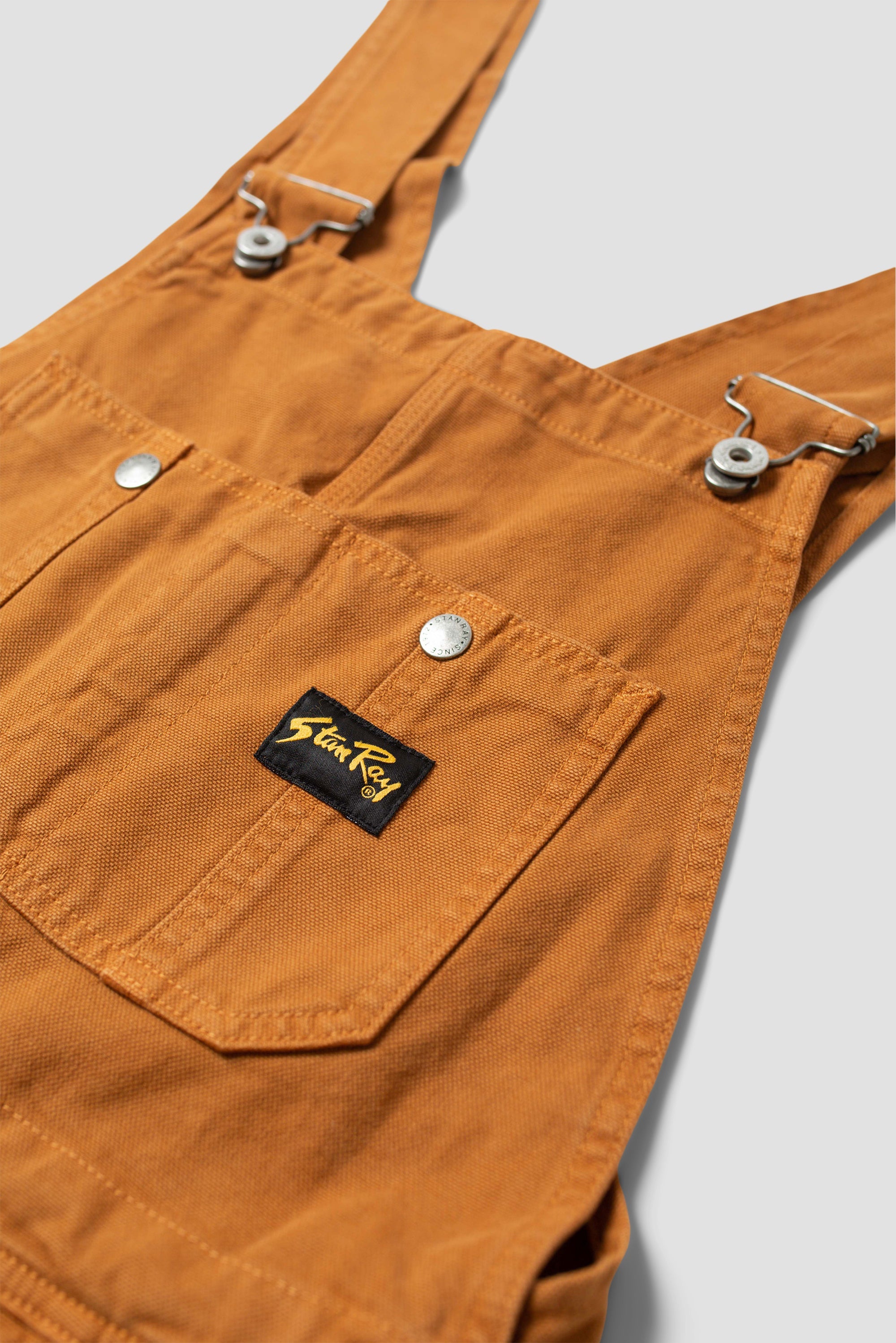 Earls Bib (Brown Duck)