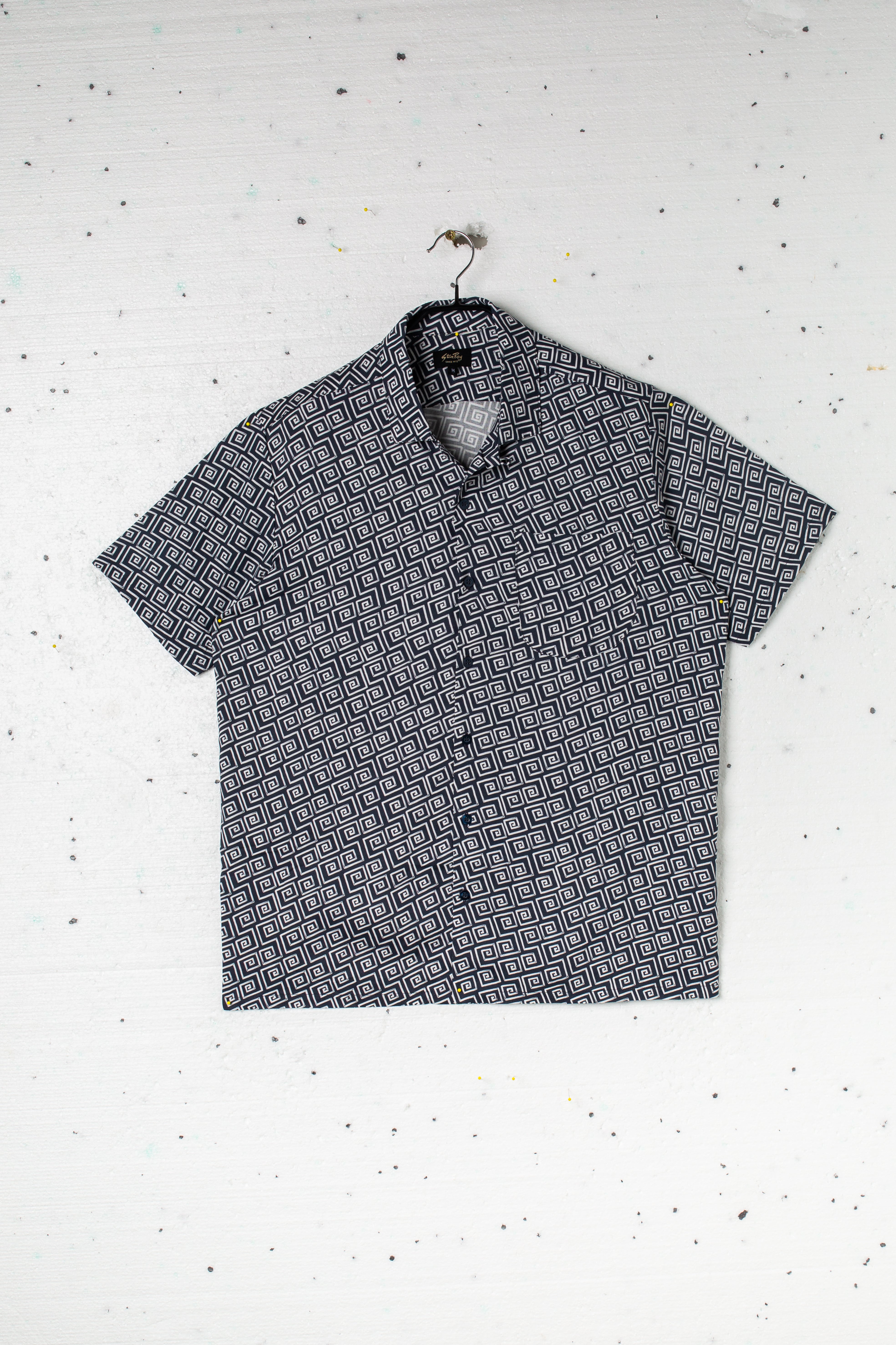 Tour Shirt (Black Labrynth)