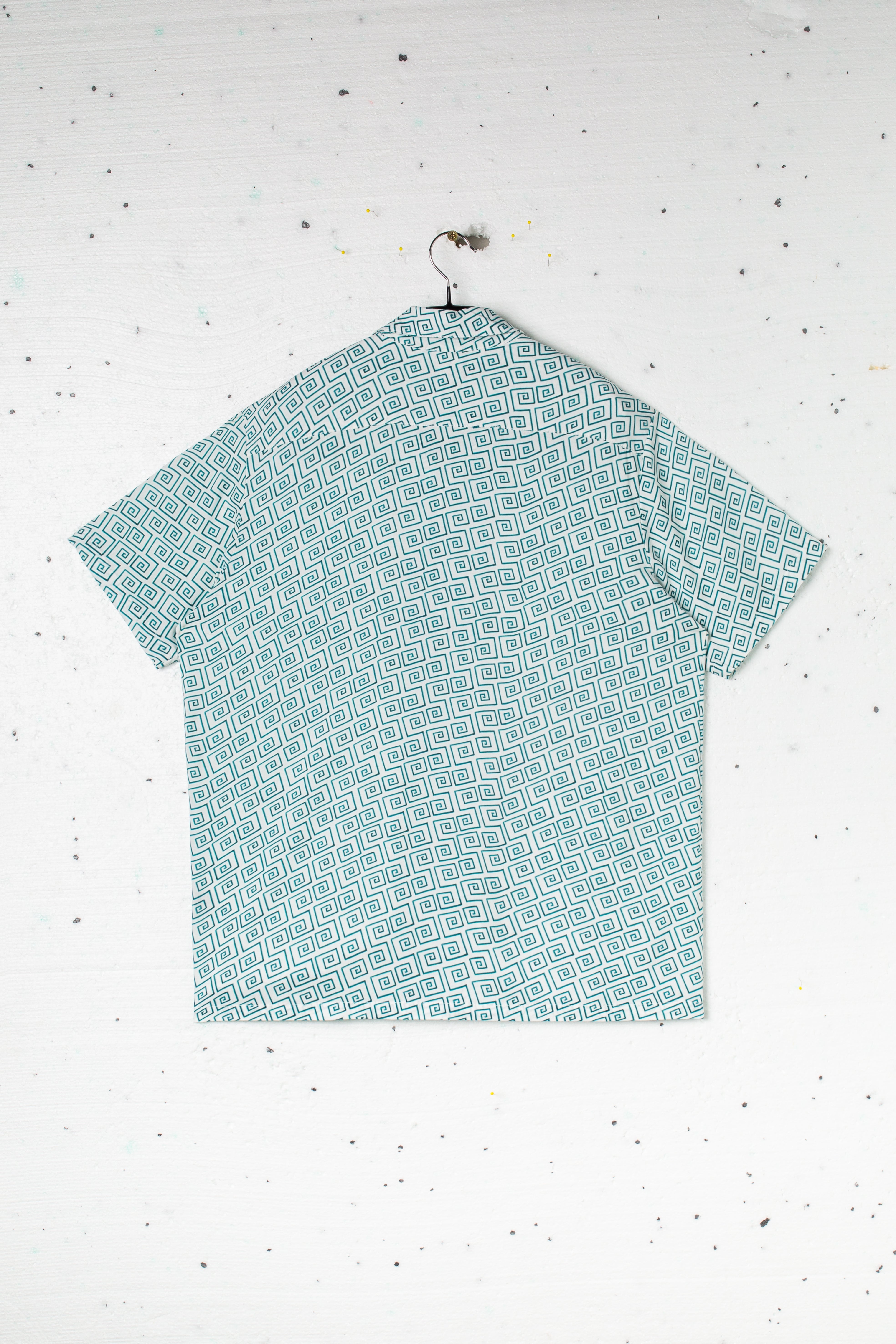 Tour Shirt (Natural Labrynth)