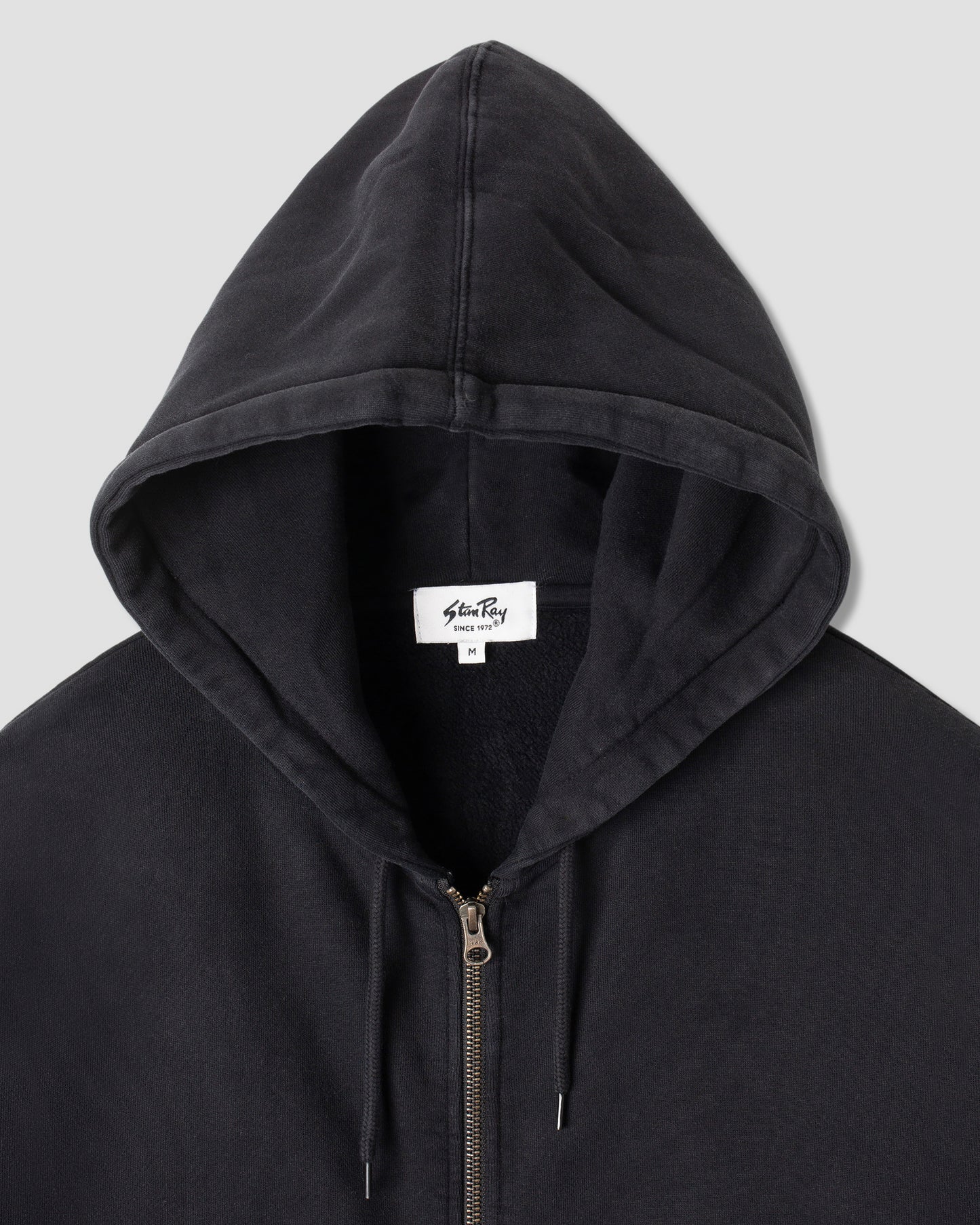 Capuche avec fermeture éclair (noir délavé) AW24