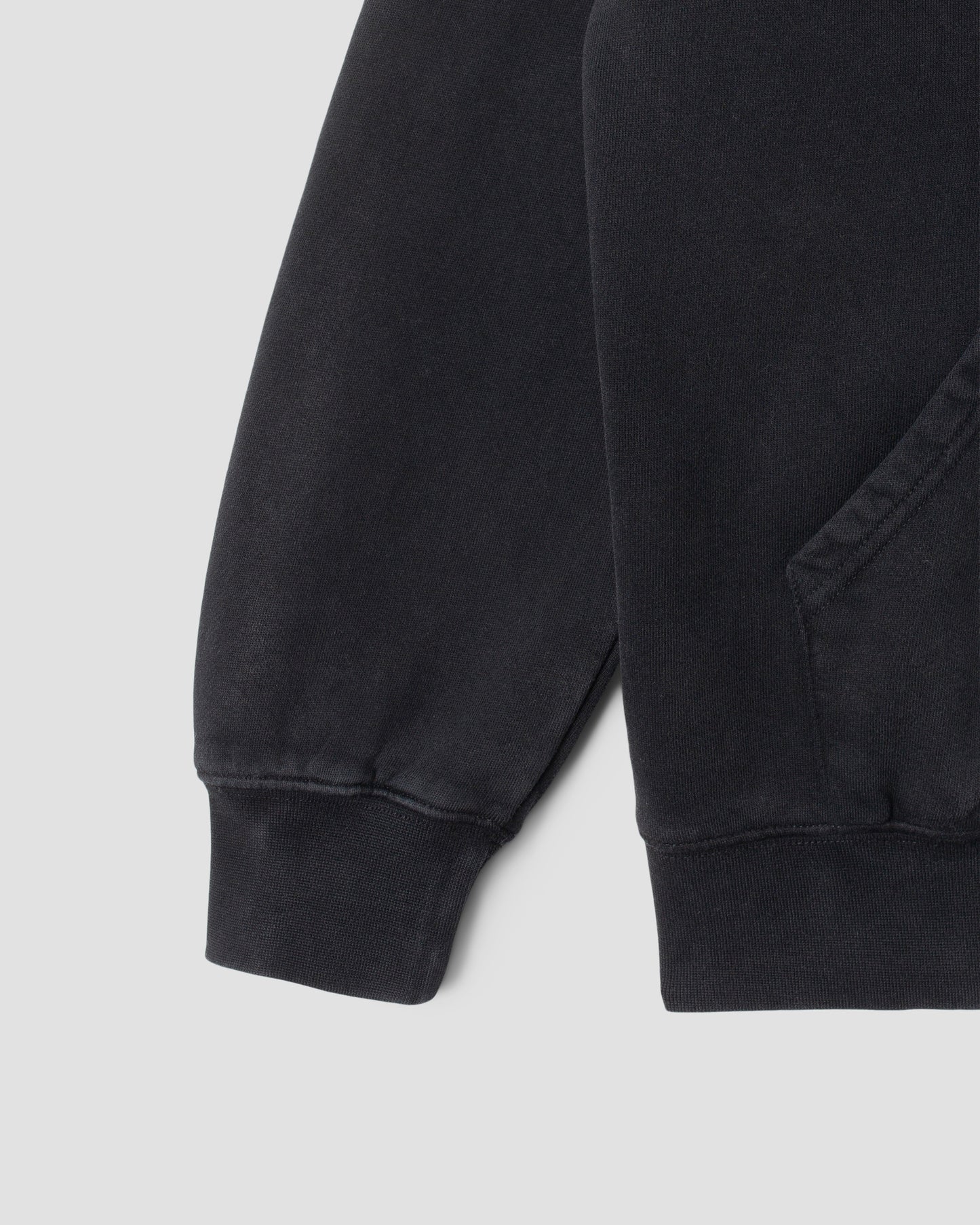 Capuche avec fermeture éclair (noir délavé) AW24