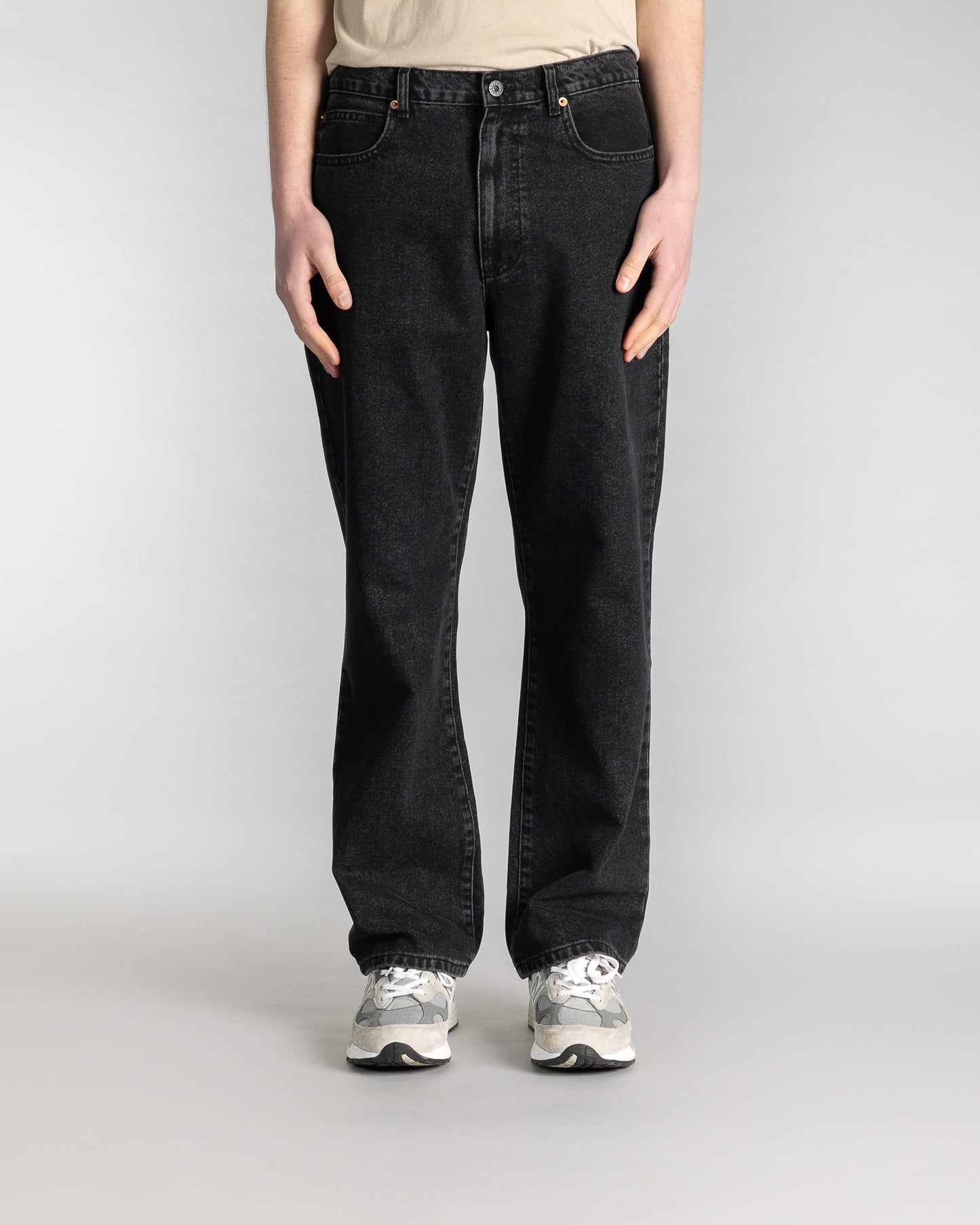 Standard 5 (Black Stone Denim)