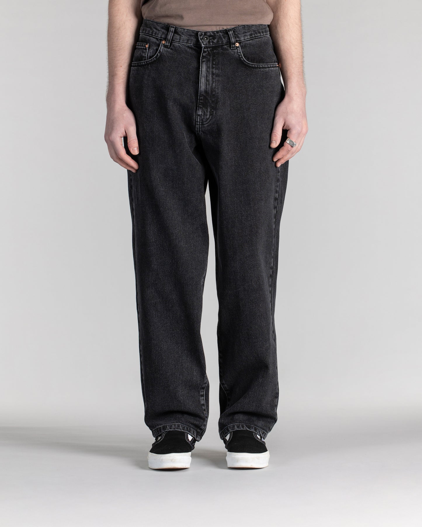 Taper 5 (gewaschenes Schwarz)